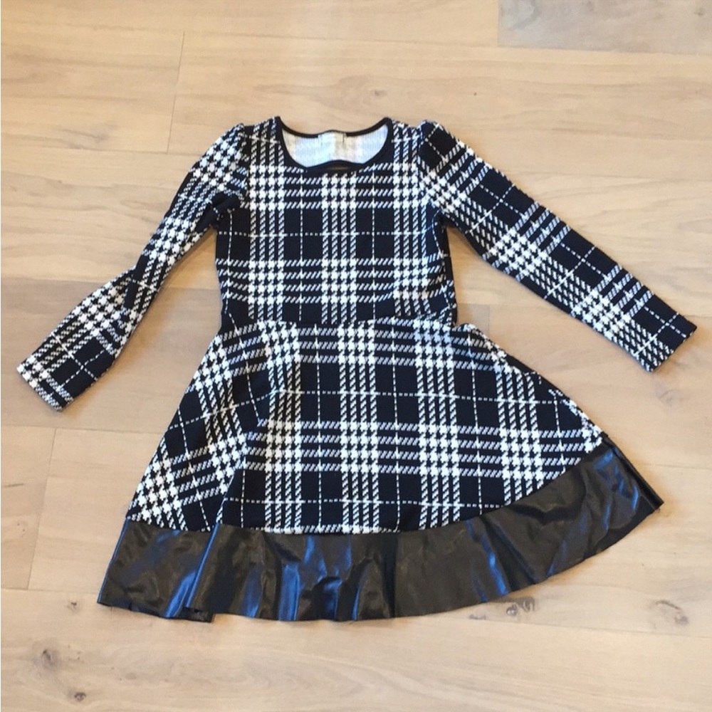 Long sleeve dress
